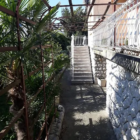 Apartment Vesna *
