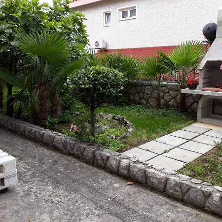 Apartment Vesna *